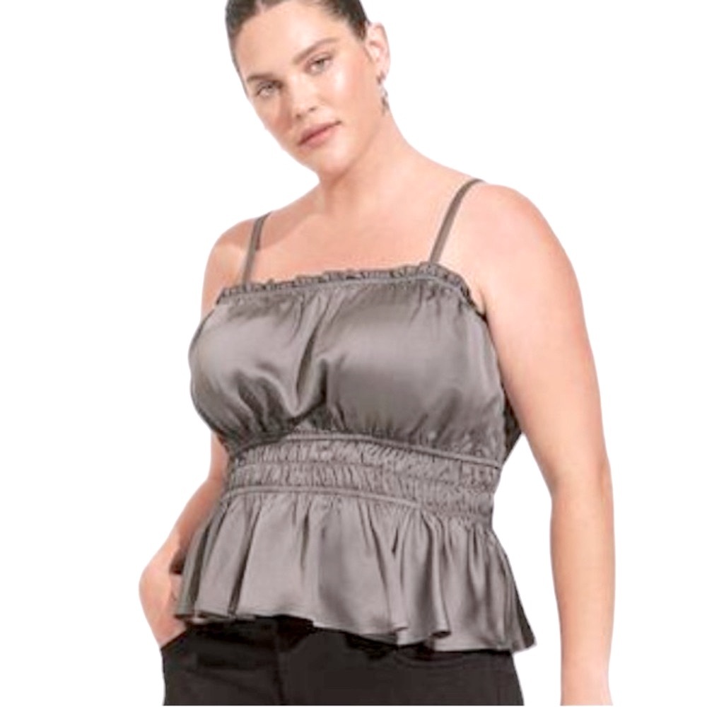 Torrid Peplum Square Neck Crop Satin Cami Size 2